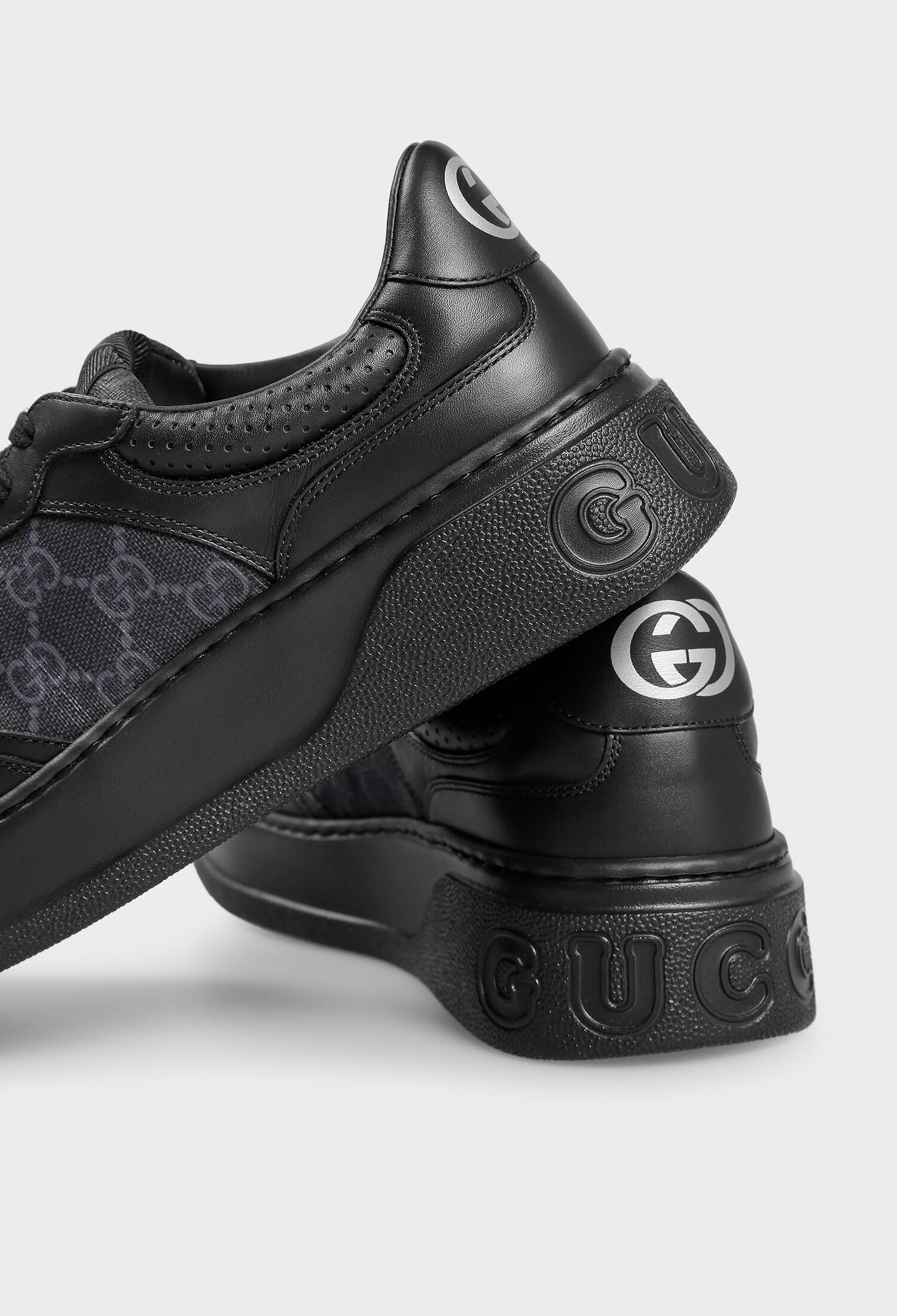 Кросівки GG Gucci 669582 225/1I2 купити за ціною 45 950 ГРН