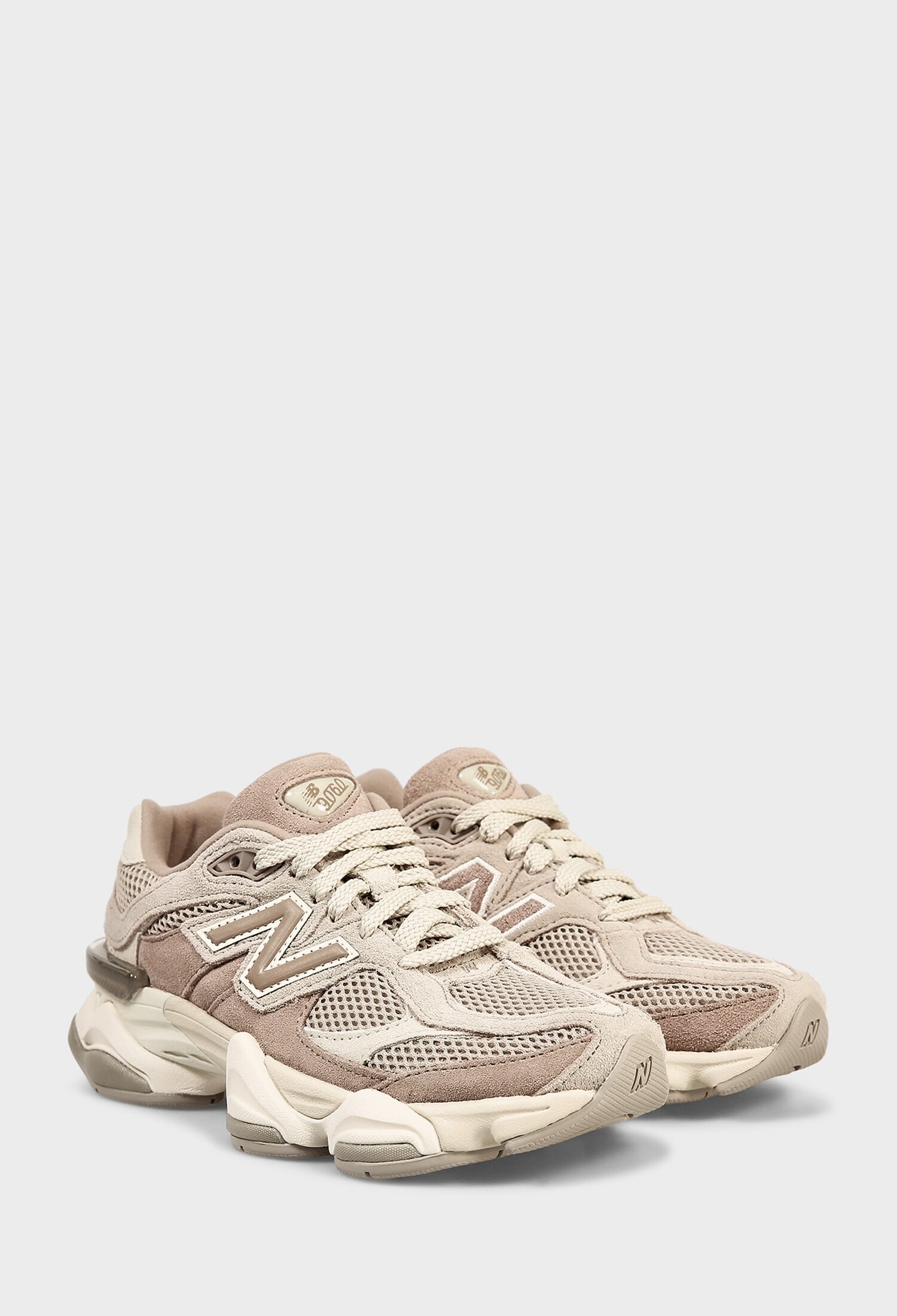 Замшеві кросівки 9060 New Balance U9060ERC 225/0D0 купити за ціною