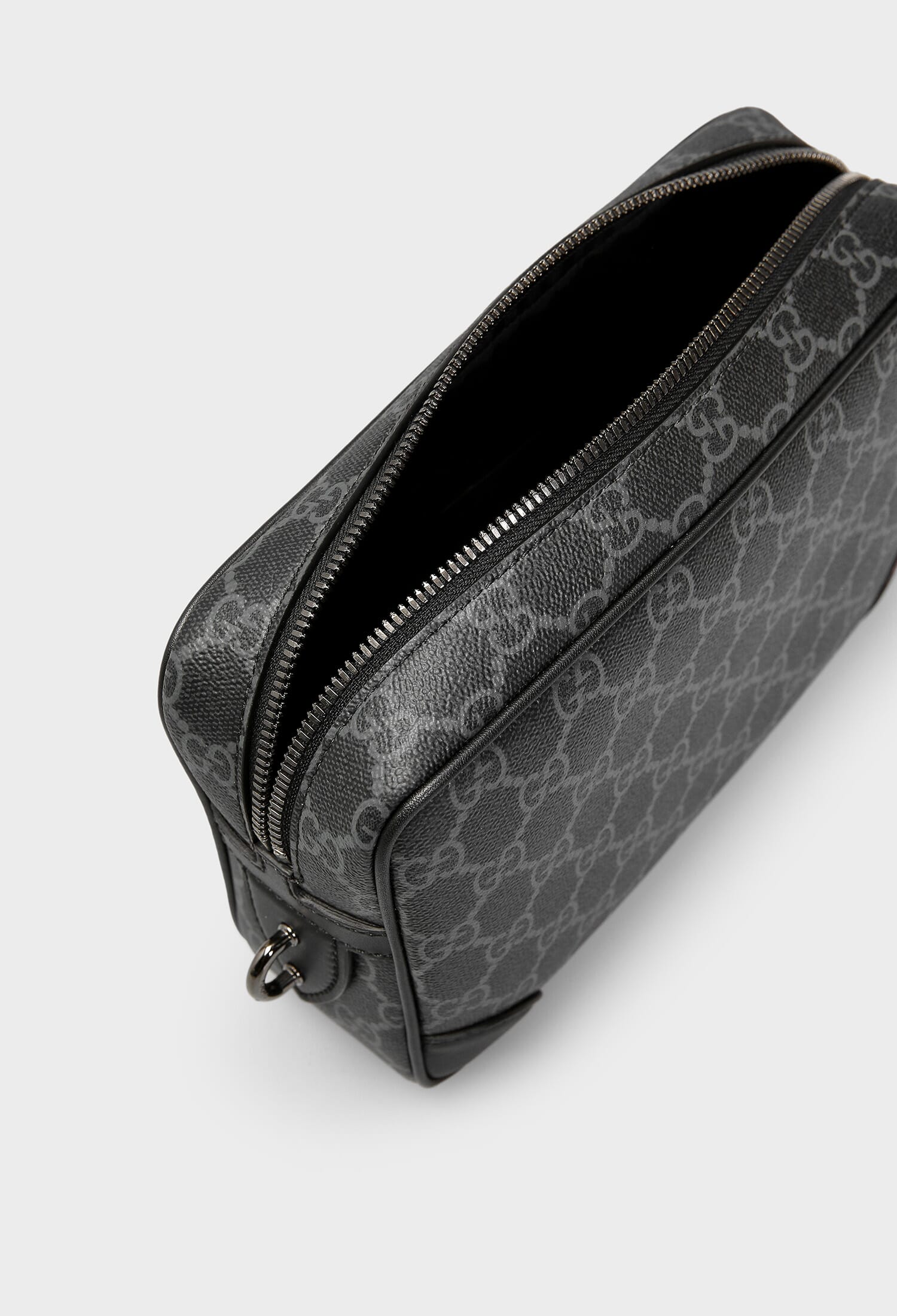 Косметичка EMBLEM Gucci 821164 125/0F2 купити за ціною 0 ГРН