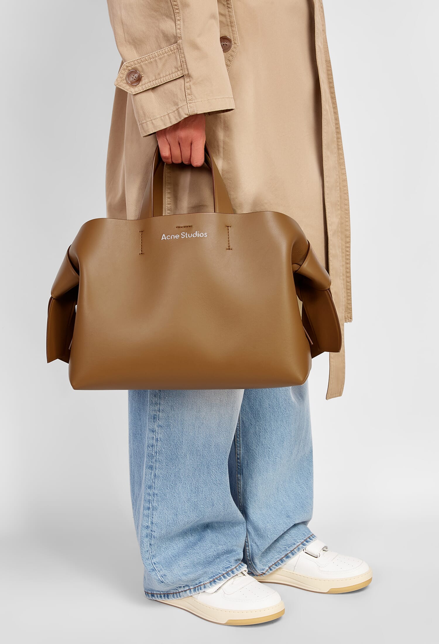 Шкіряна сумка Acne Studios A10338 125/0A3 купити за ціною 0 ГРН
