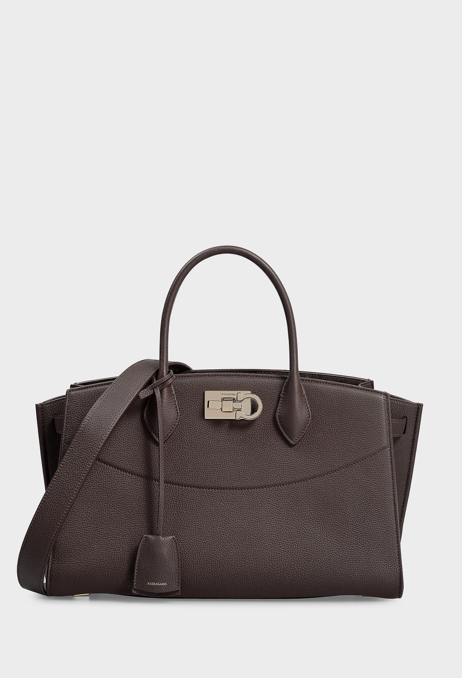 Шкіряна сумка STUDIO FERRAGAMO 21A110 225/0AW купити за ціною 140