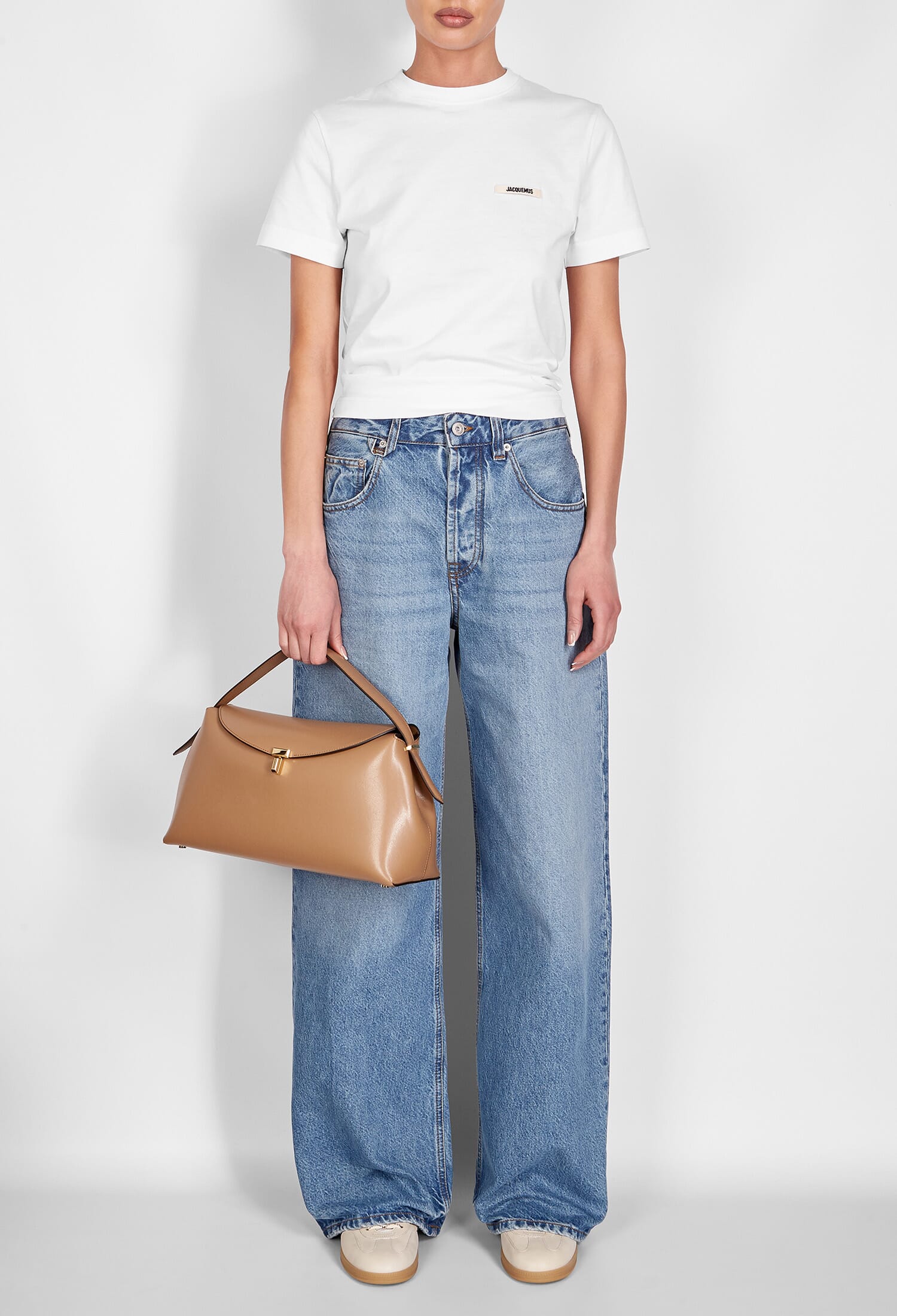 Джинси Jacquemus PAW00036 225/9AG купити за ціною 0 ГРН | Helen Marlen