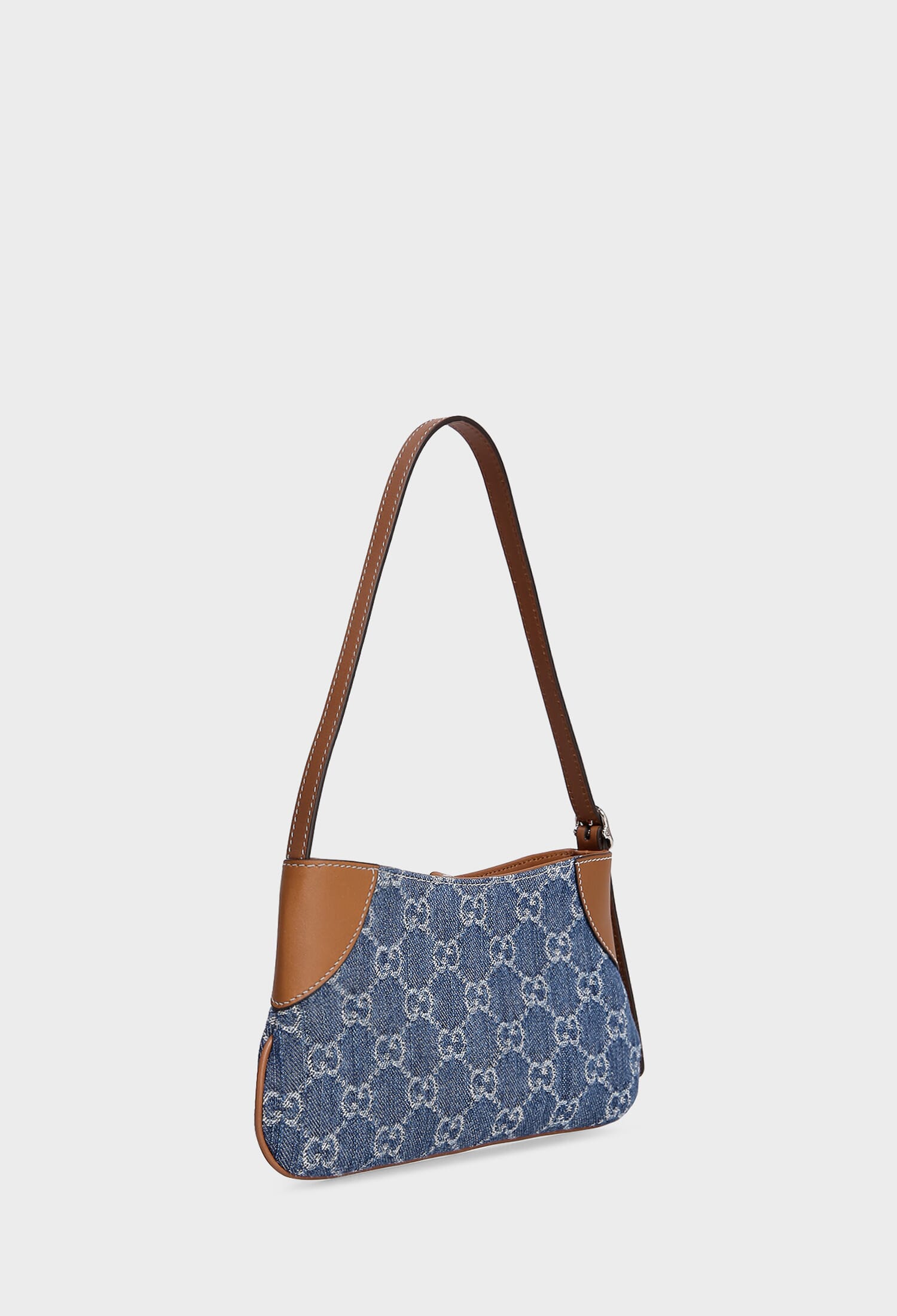 Сумка EMBLEM Gucci 820696 125/9A8 купити за ціною 45 780 ГРН