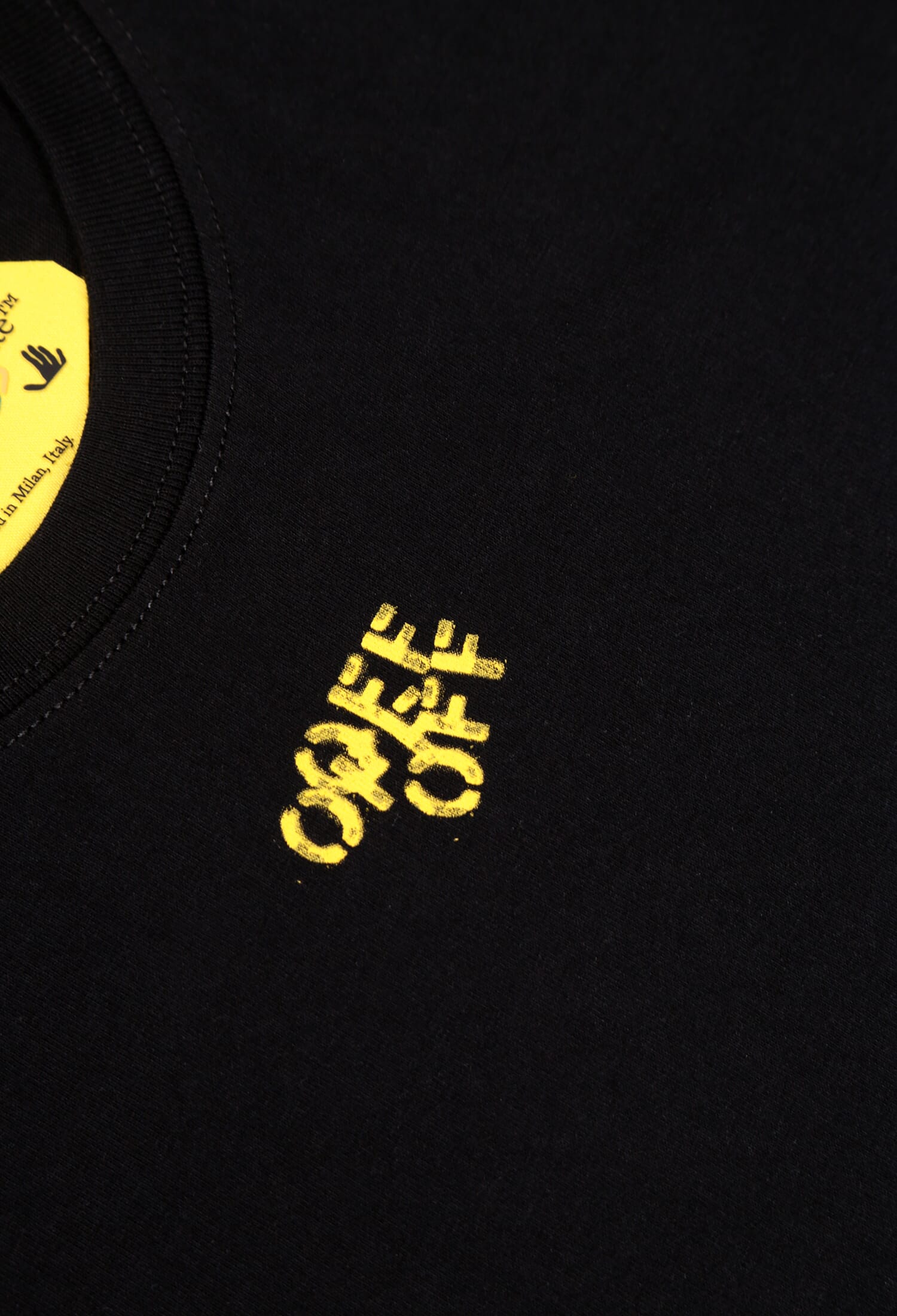 Футболка Off-White OBAA00 124/92c купити за ціною 8 490 ГРН