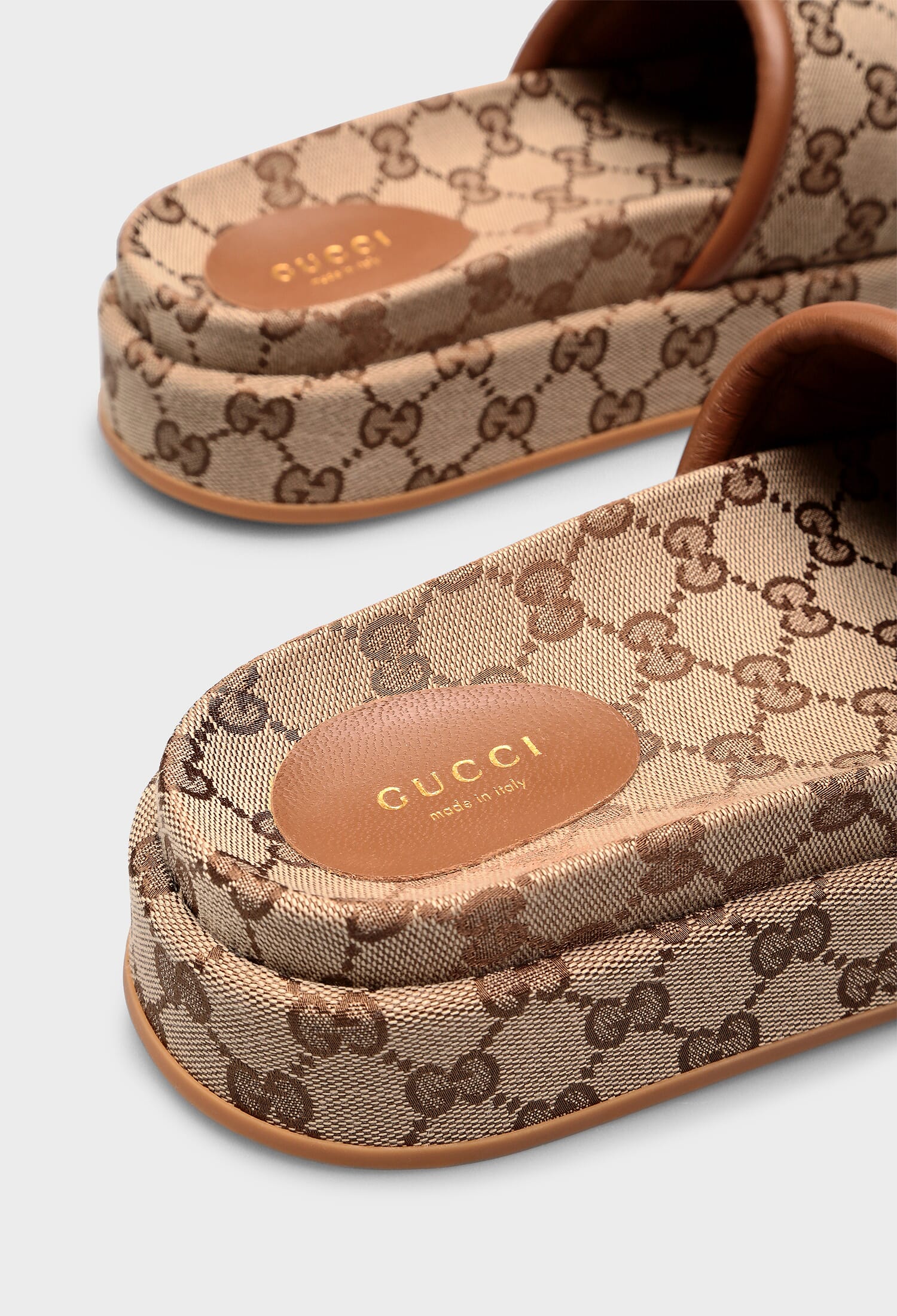Шльопанці Gucci 816797 125/9A6 купити за ціною 0 ГРН | Helen Marlen