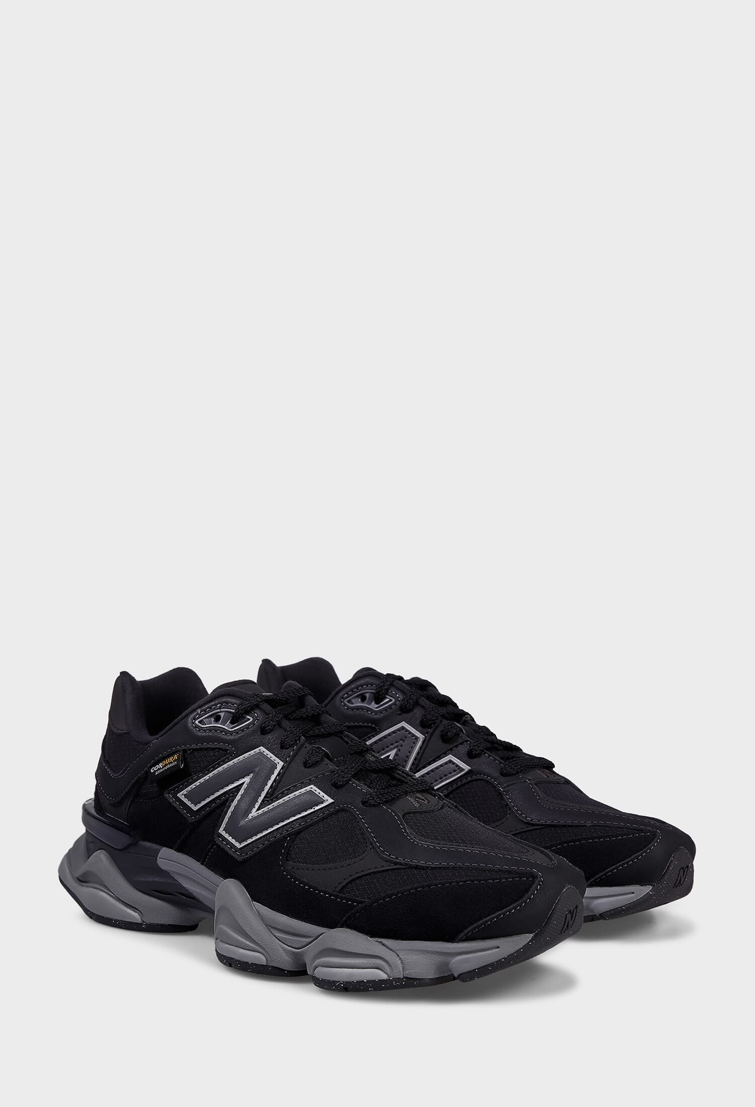 Замшеві кросівки 9060 CORDURA New Balance U9060ORA 225/1I2 купити