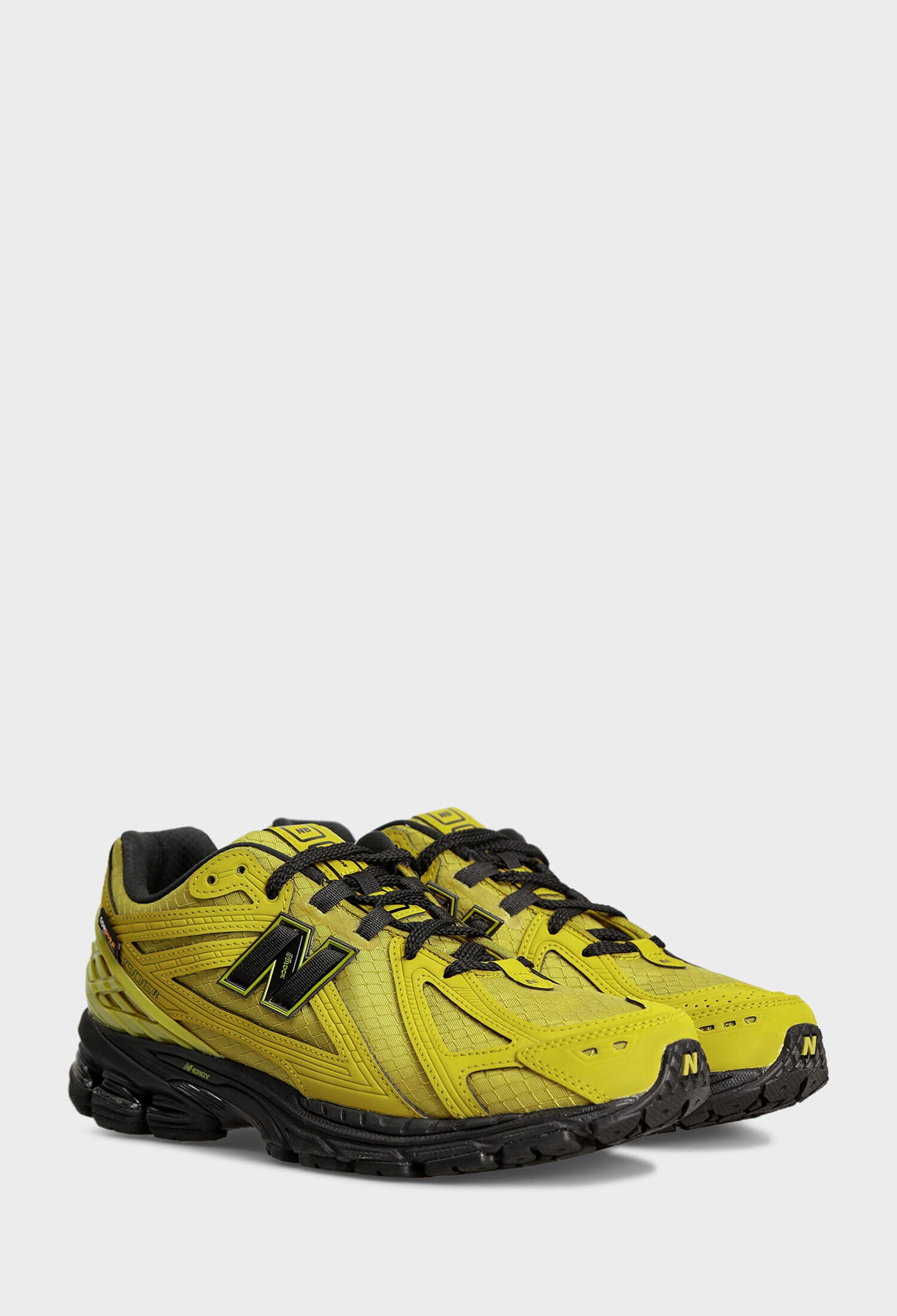 Кросівки 1906R New Balance M1906RWD 224/0AJ купити за ціною 0 ГРН